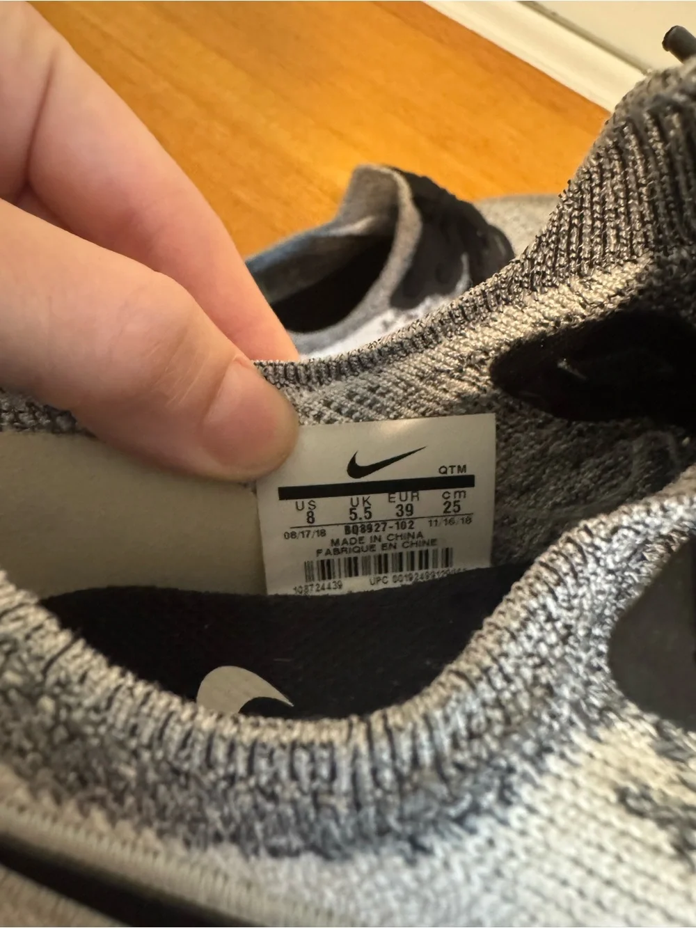Nike React Infinity Run Flyknit. Grey and Black - Picture 4 of 4